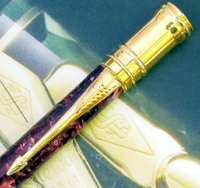 Burgundy Marbled Parker Duofold pencil.